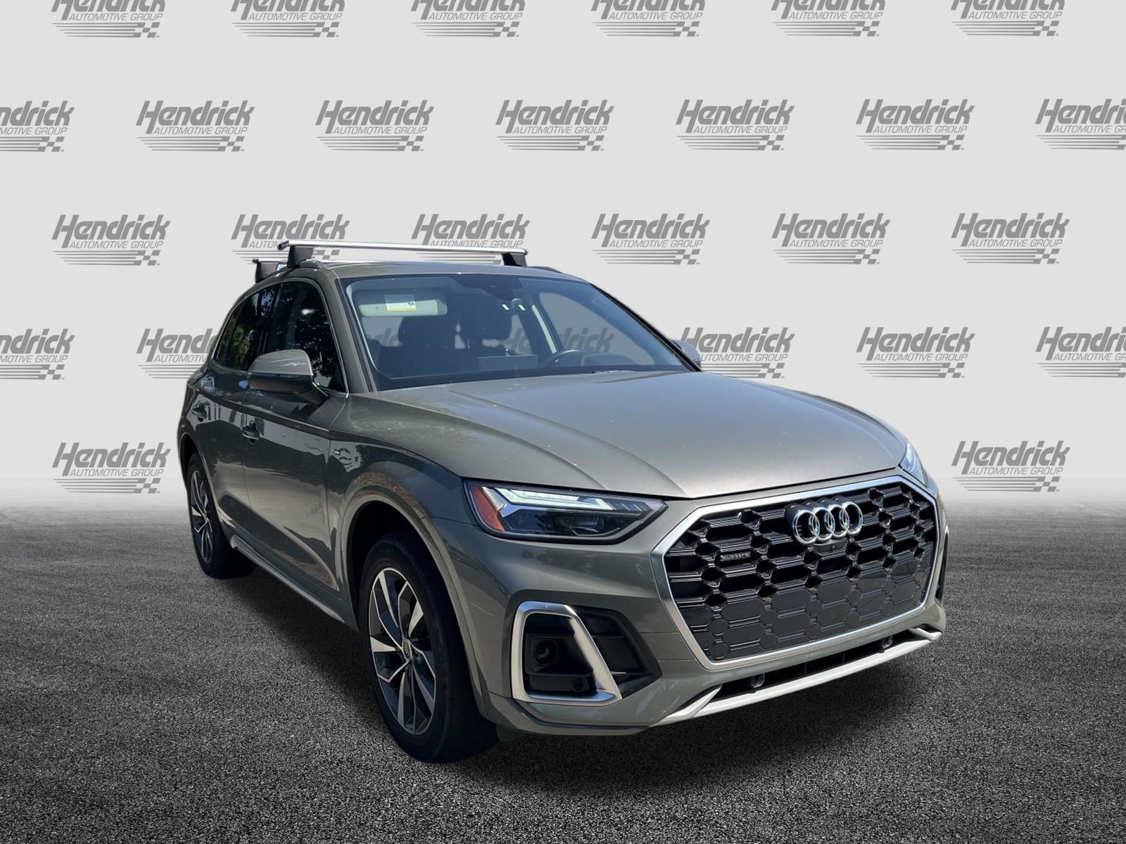 Used 2023 Audi Q5 2.0T Premium Plus w/ Premium Plus Package AWD/4WD image 2