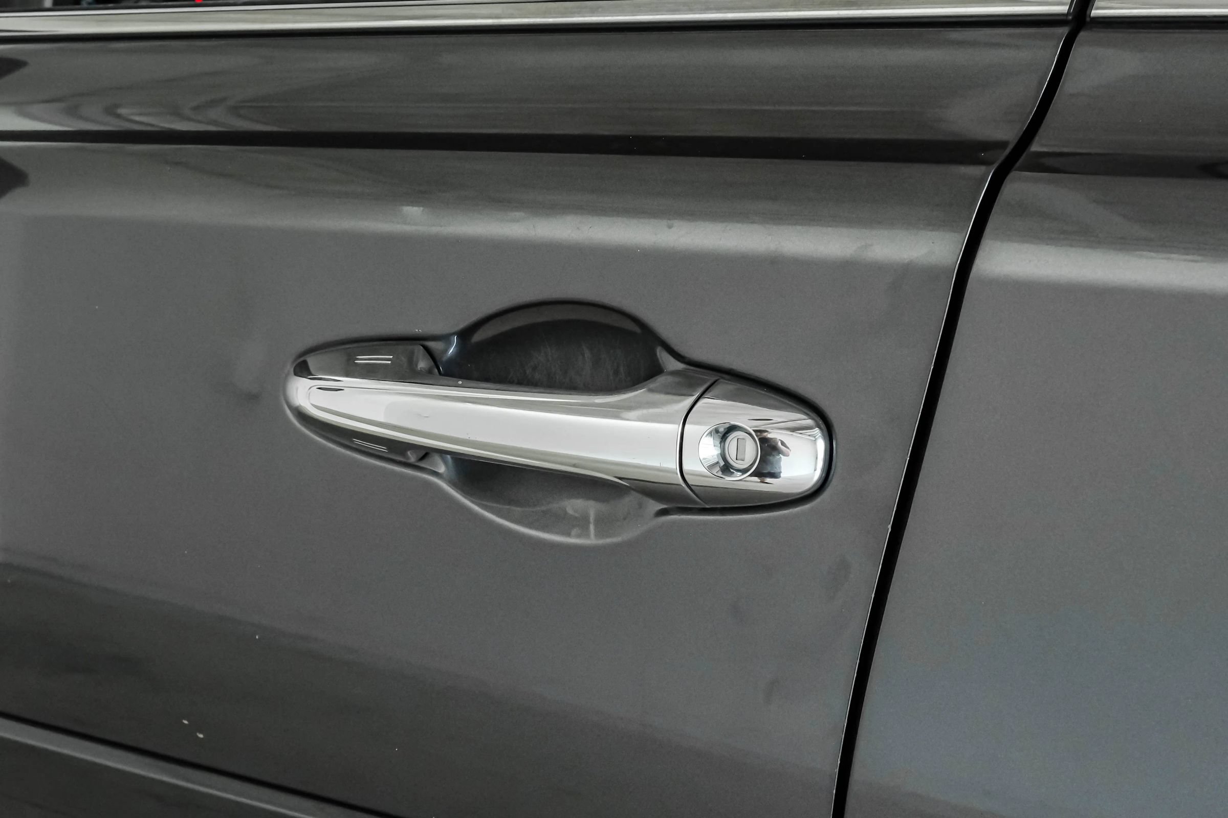 Used 2016 Toyota RAV4 Limited w/ Advanced Technology Package FWD image 35