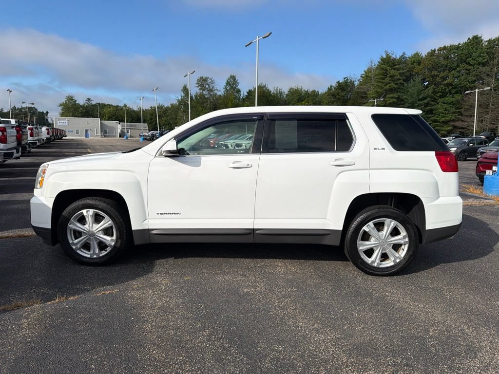 Used 2017 GMC Terrain SLE AWD/4WD image 3