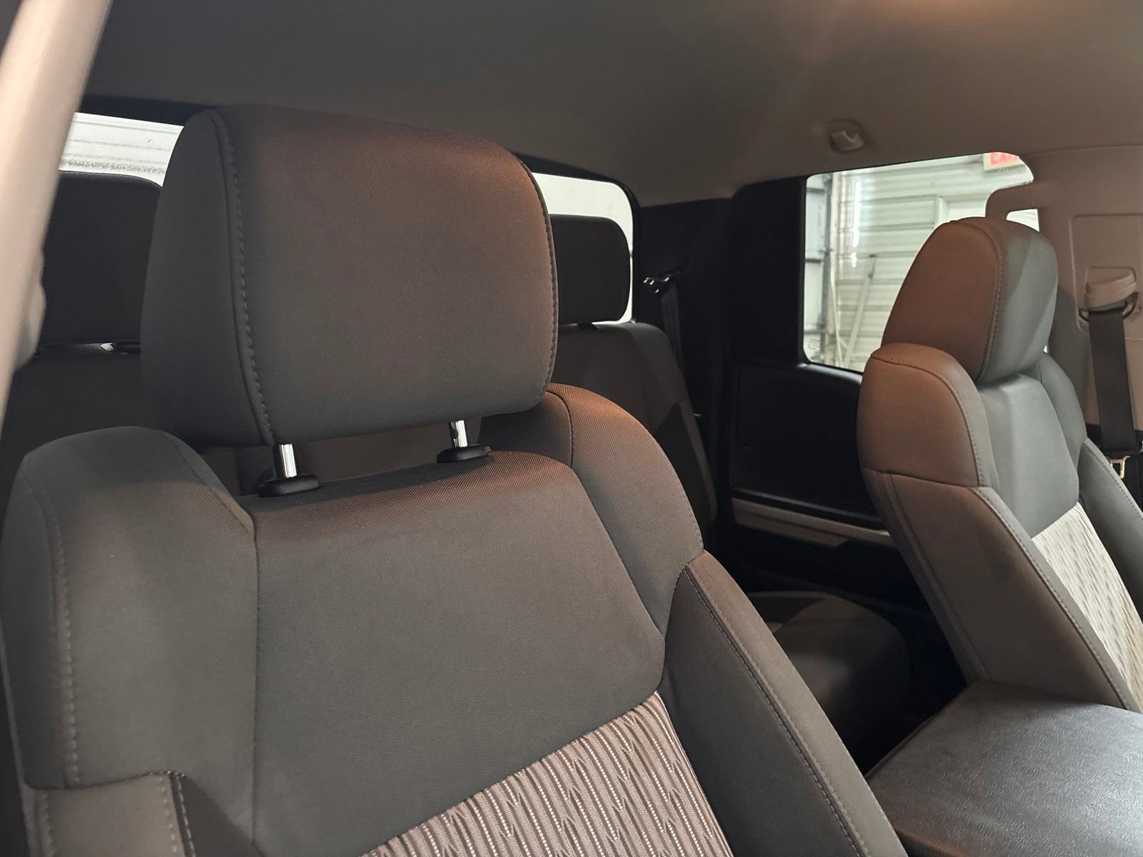 Used 2015 Toyota Tundra SR5 AWD/4WD image 26