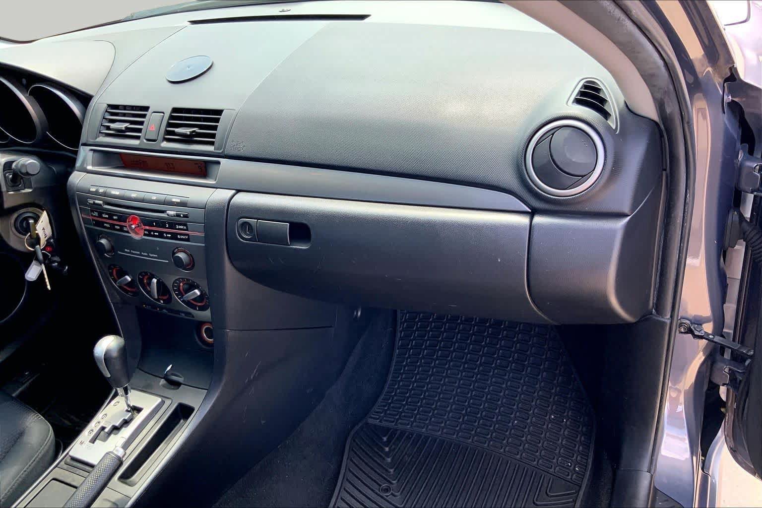 Used 2007 MAZDA MAZDA3 s Touring FWD image 17