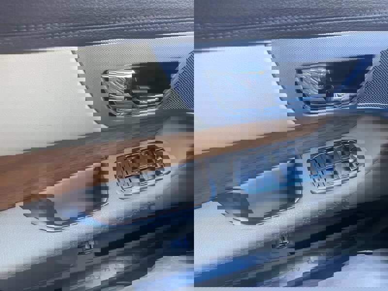 Used 2010 Jaguar XF Luxury image 51