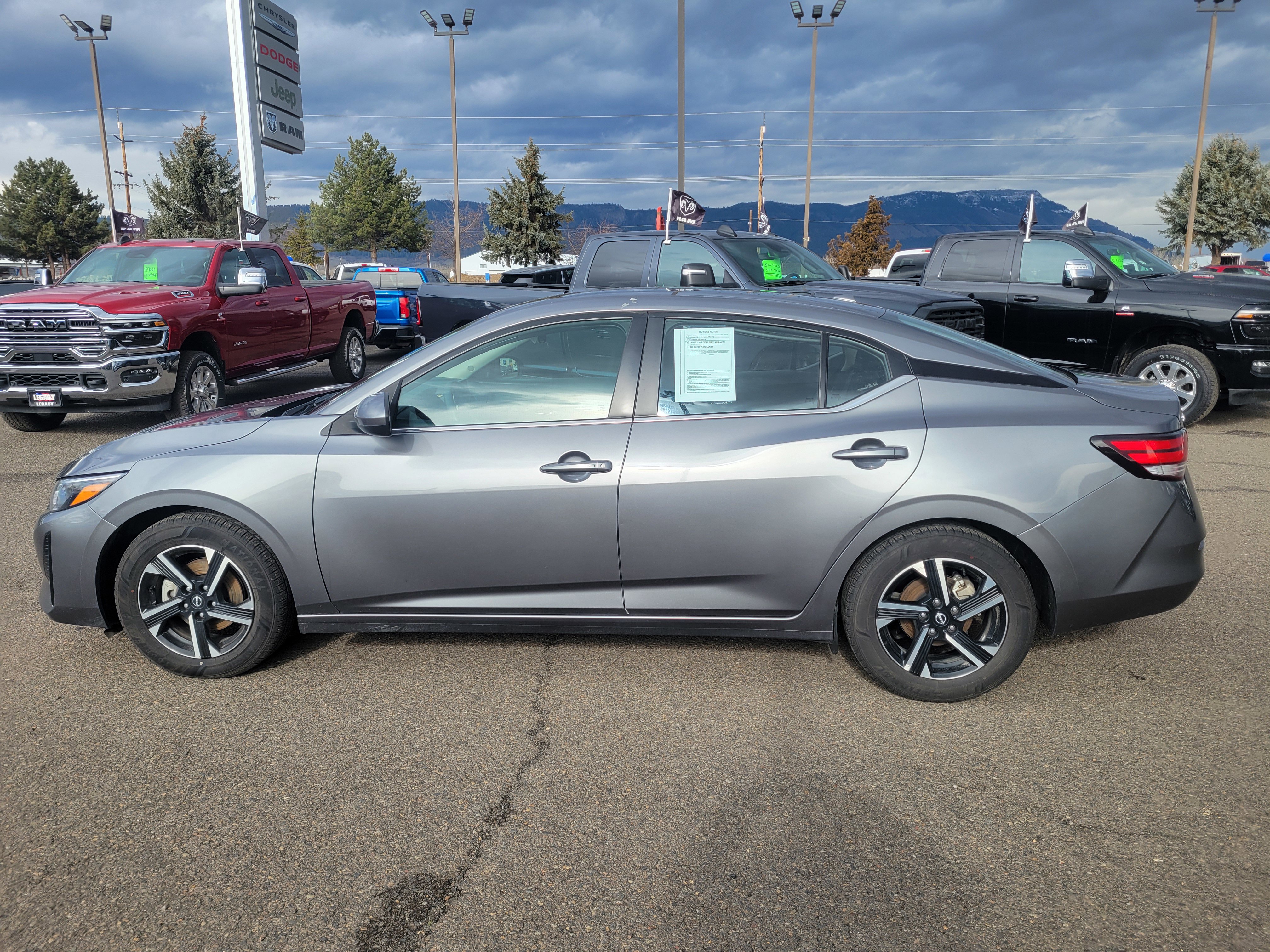 Used 2024 Nissan Sentra SV image 12