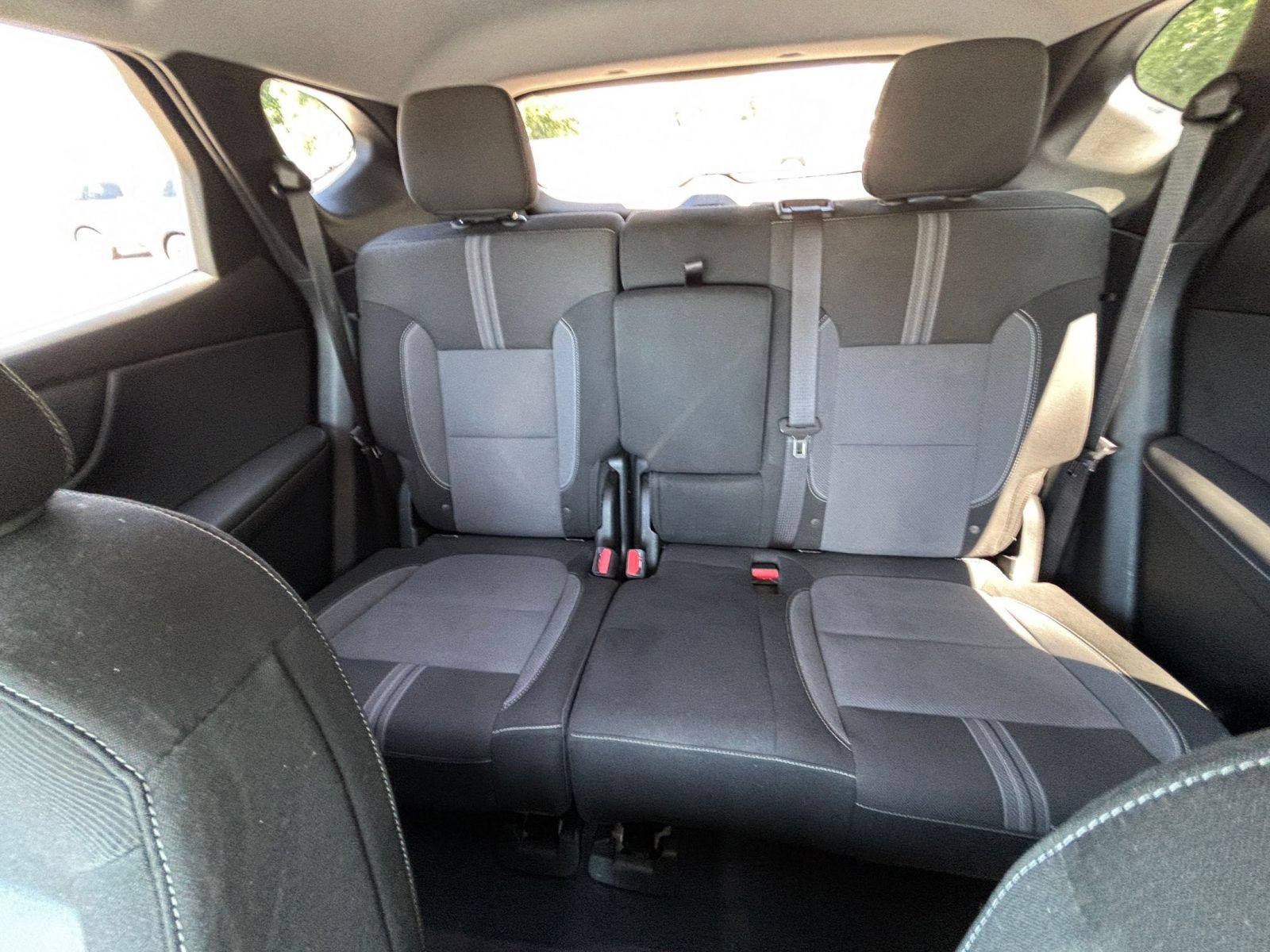 Used 2025 Chevrolet Blazer LT FWD image 40