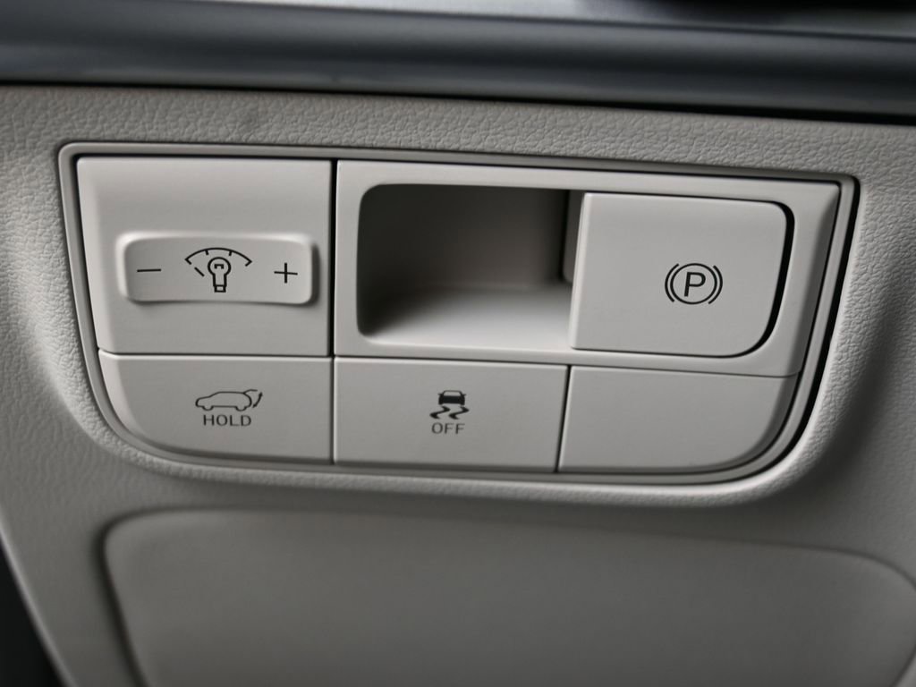 New 2026 Hyundai Tucson Limited image 25