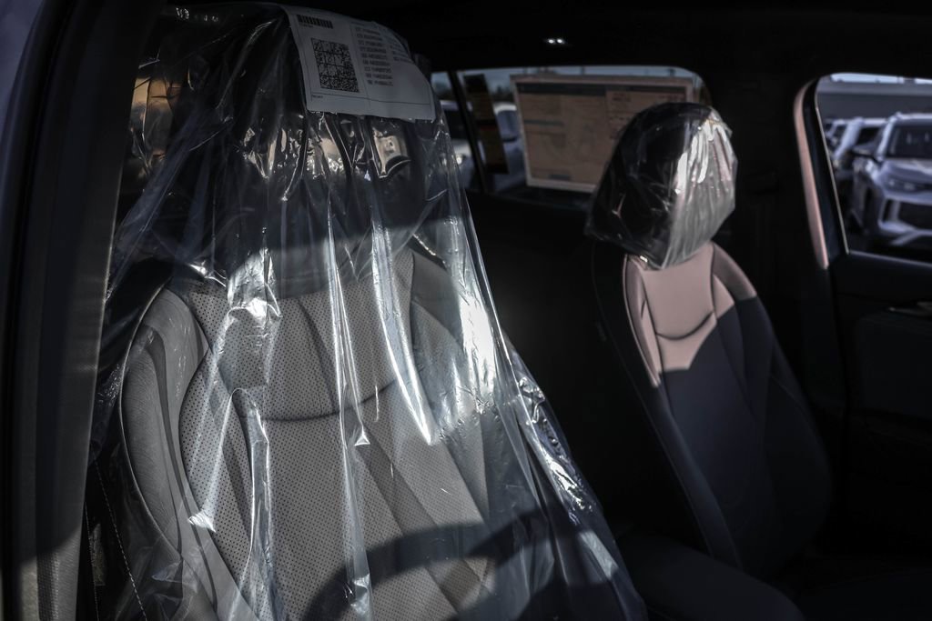 New 2026 Volkswagen Tiguan SE R-Line image 41