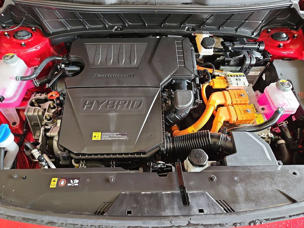 Used 2025 Kia Niro LX FWD image 35