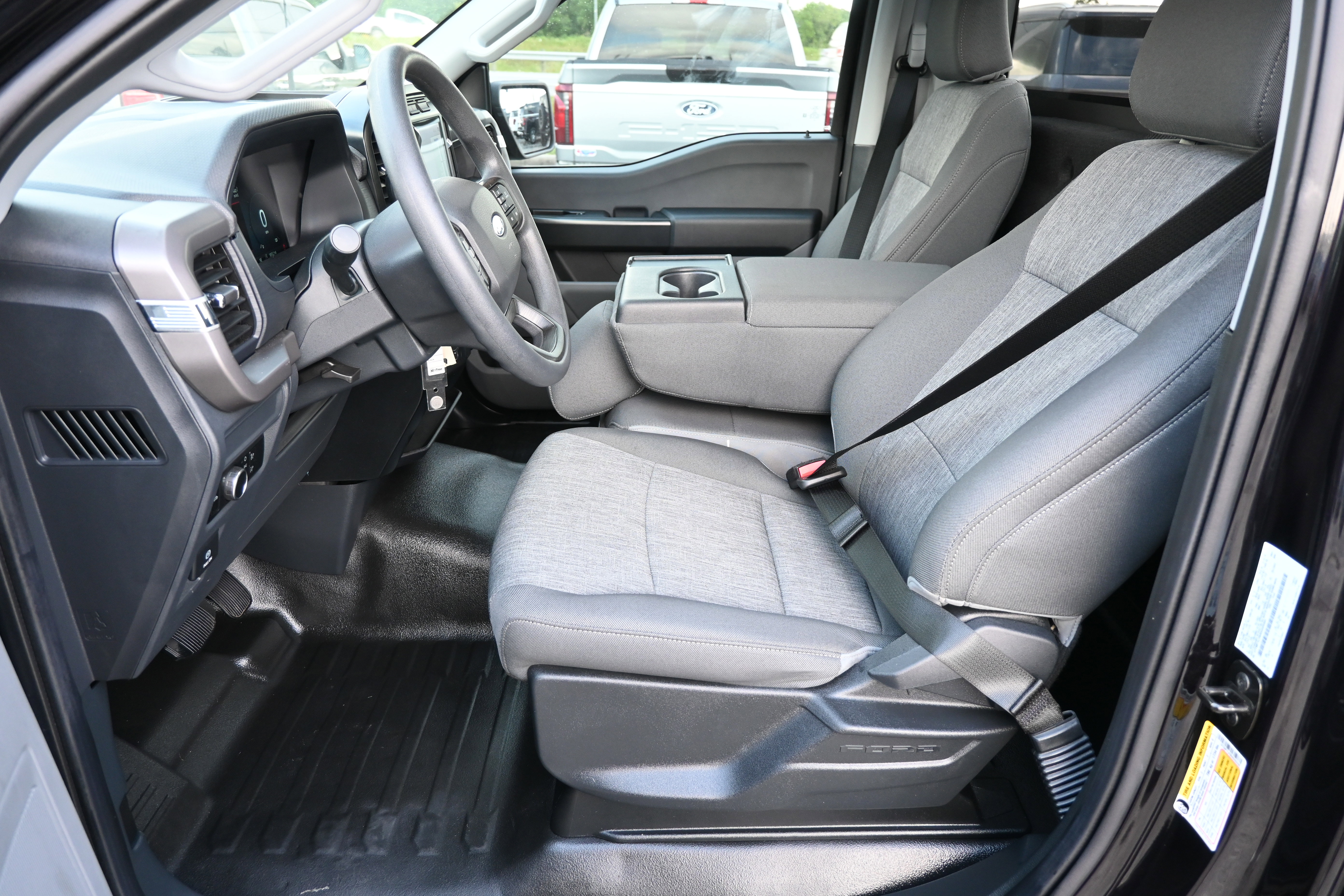 Used 2024 Ford F150 XL AWD/4WD image 14