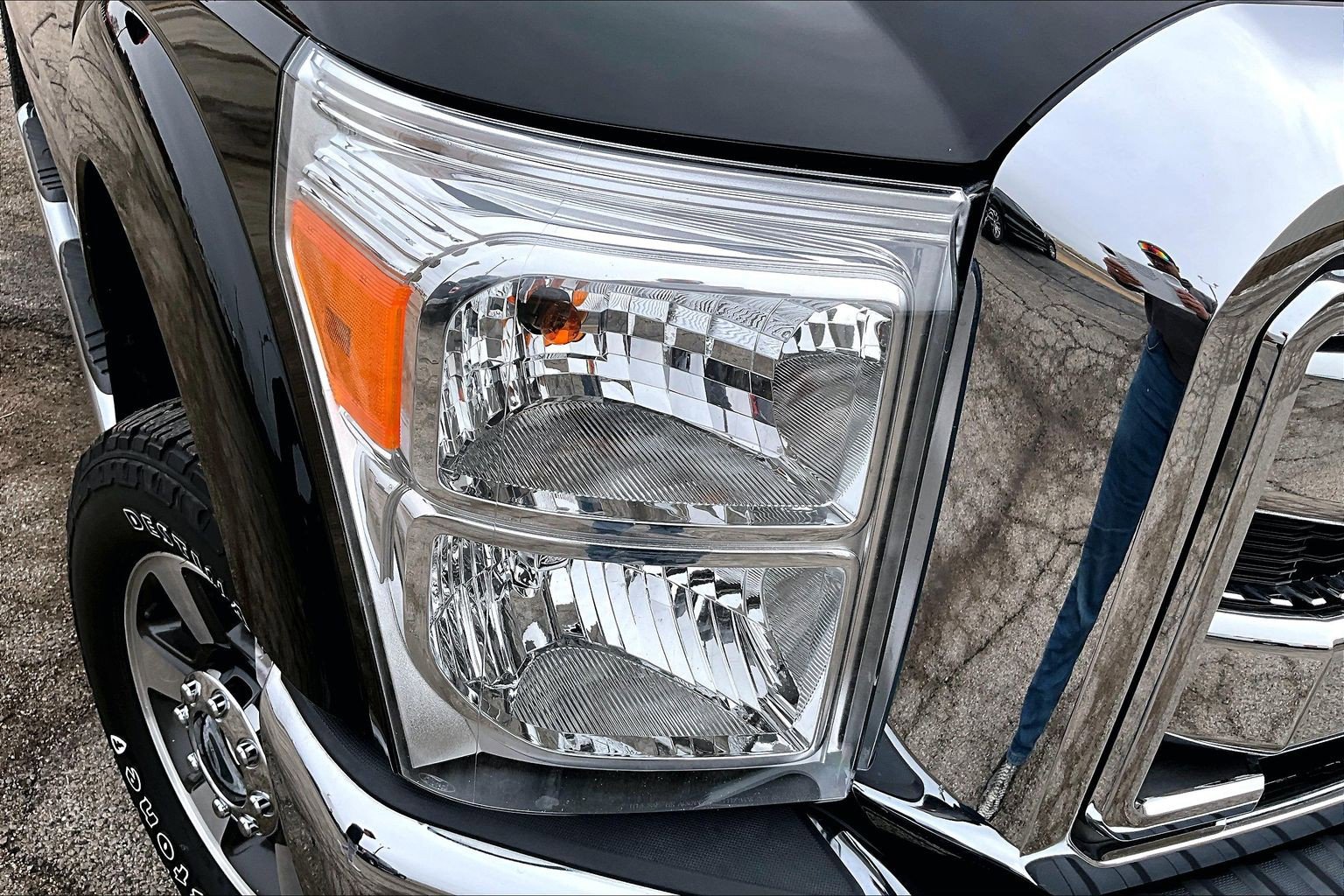 Used 2016 Ford F250 Lariat w/ Lariat Interior Package image 27