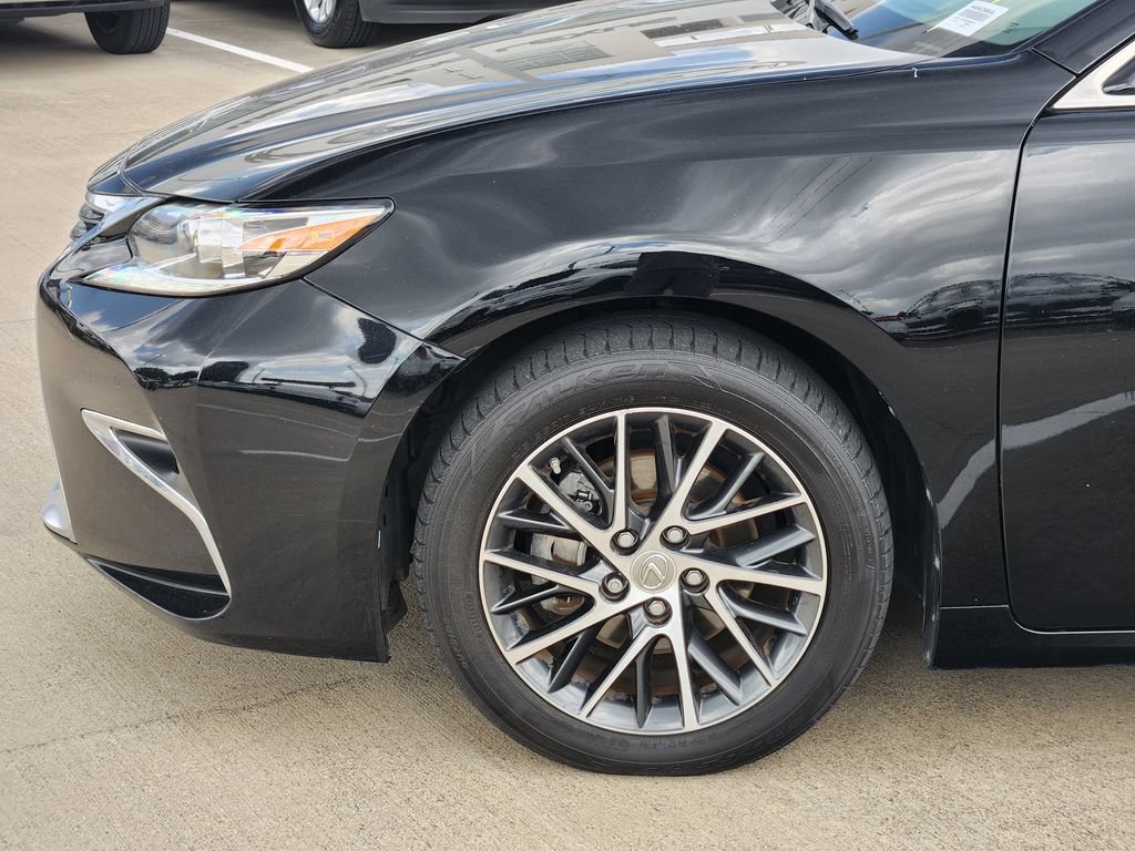 Used 2016 Lexus ES 350 w/ Luxury Package w/Wood Trim FWD image 8