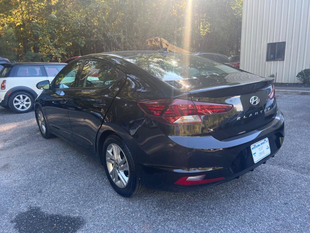 Used 2019 Hyundai Elantra SEL image 4