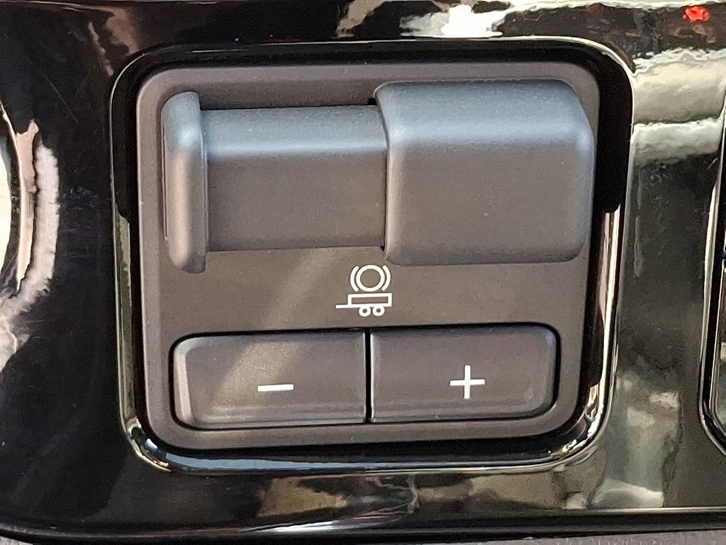 Used 2024 Chevrolet Silverado 1500 RST w/ All Star Edition Plus image 24