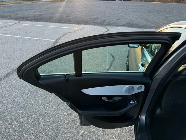 Used 2021 Mercedes-Benz C 300 Sedan w/ Premium Package image 15