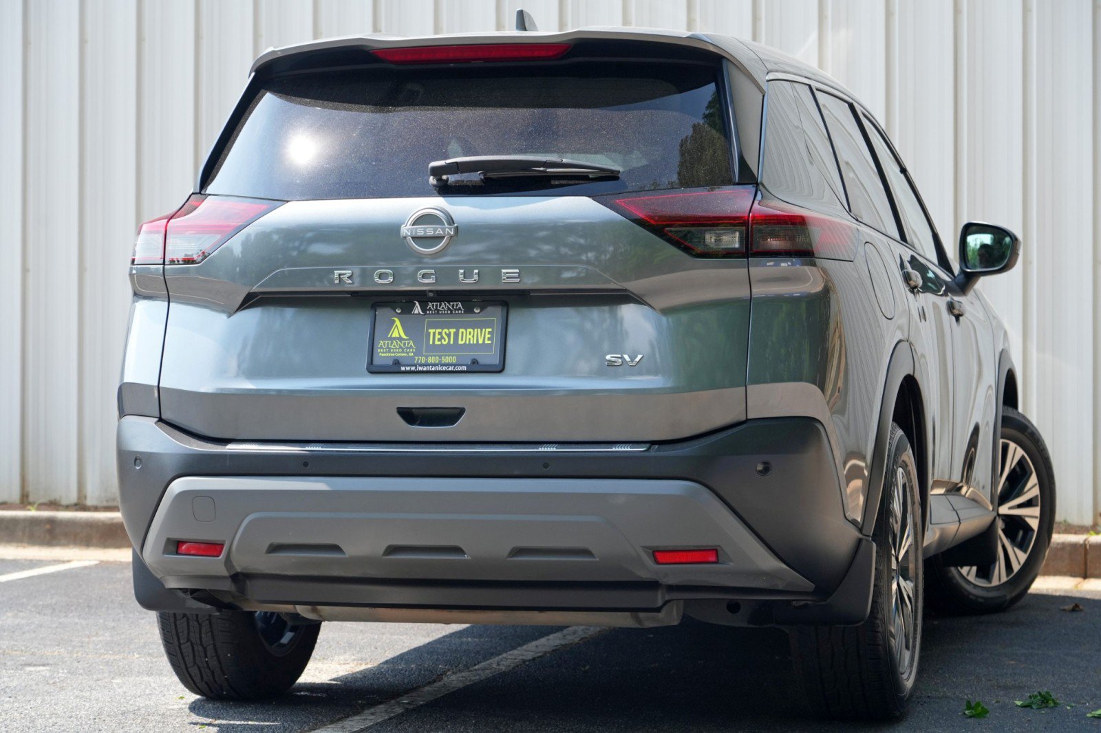 Used 2022 Nissan Rogue SV FWD image 4