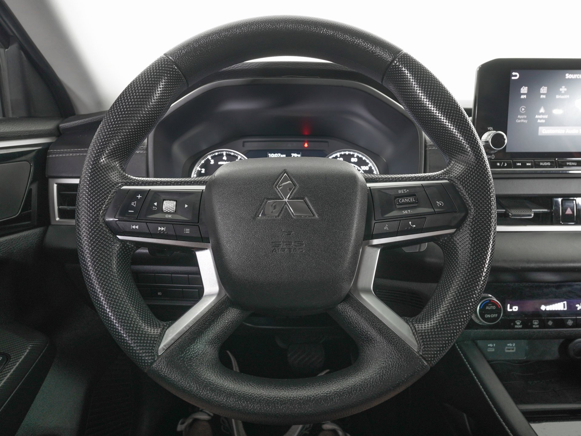 Used 2022 Mitsubishi Outlander ES image 17