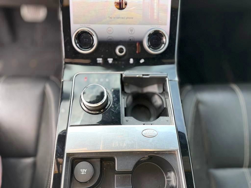 Used 2018 Land Rover Range Rover Velar R-Dynamic SE AWD/4WD image 36