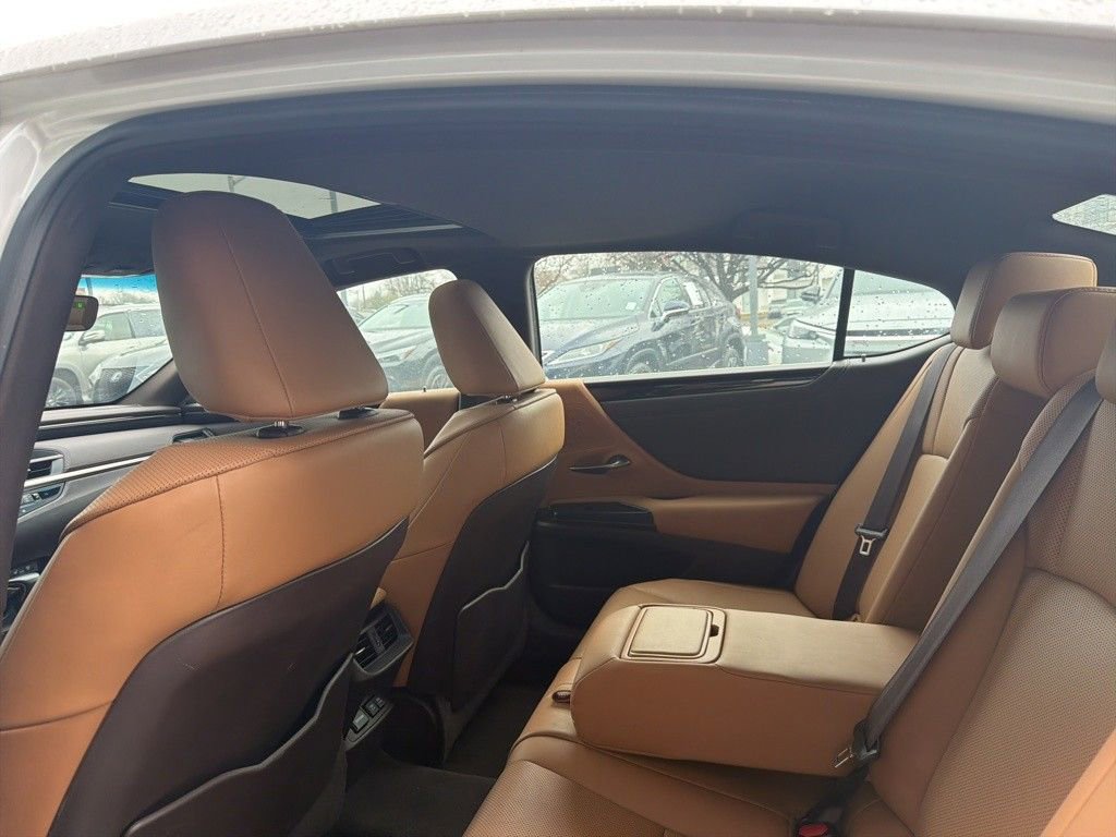 Used 2020 Lexus ES 350 w/ Premium Package image 24