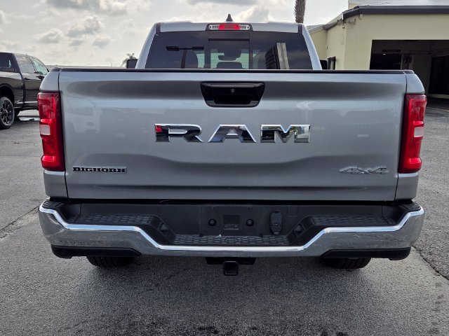 Used 2025 RAM 1500 Big Horn AWD/4WD image 4
