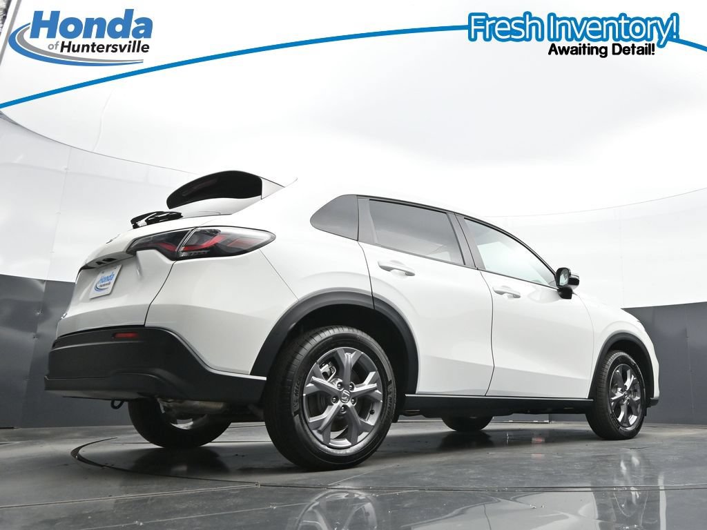 Certified 2026 Honda HR-V LX image 36