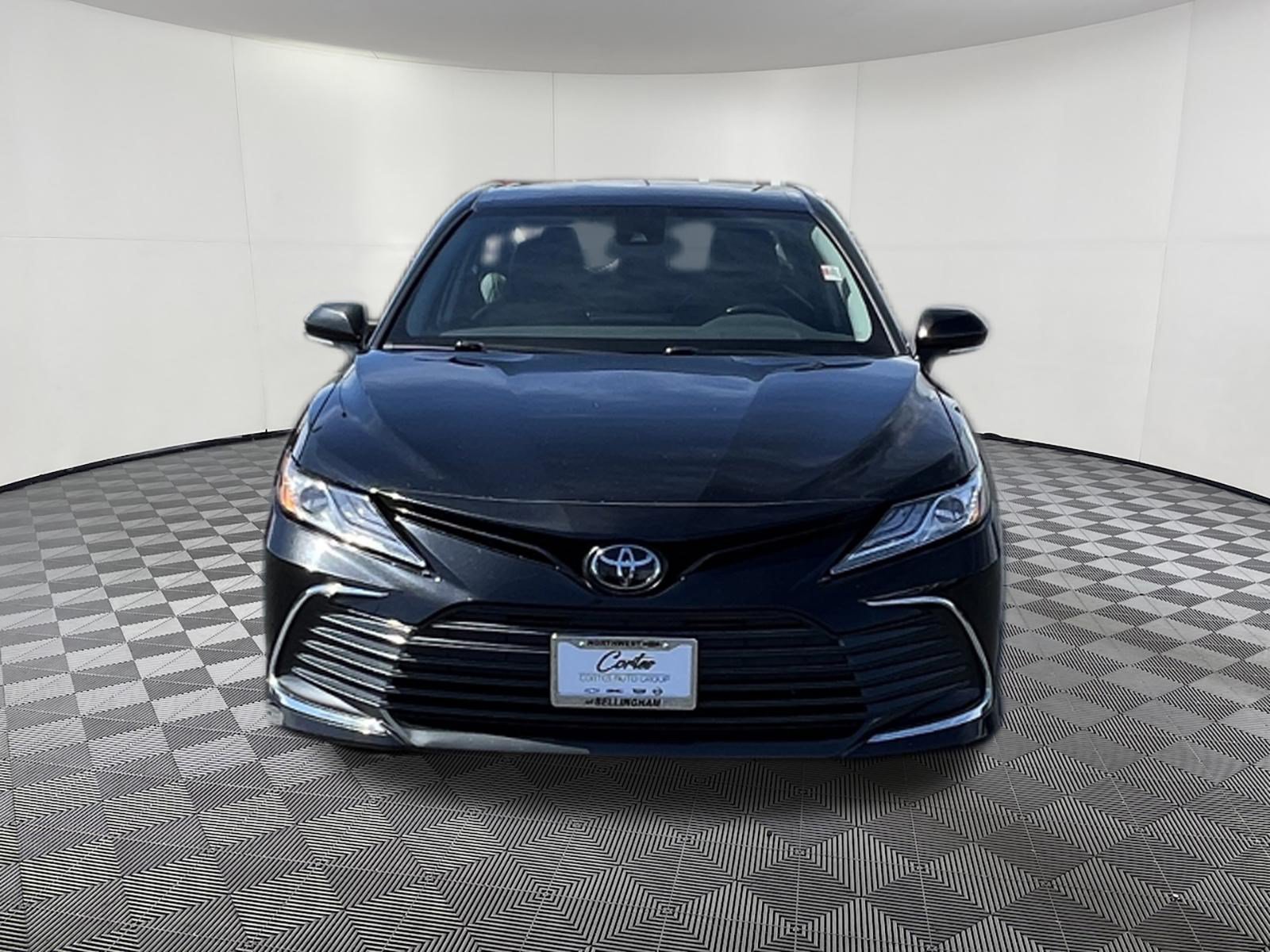 Used 2023 Toyota Camry XLE w/ Cold Weather Package AWD/4WD image 2