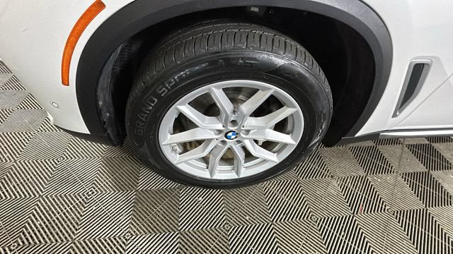Used 2019 BMW X5 xDrive40i AWD/4WD image 9
