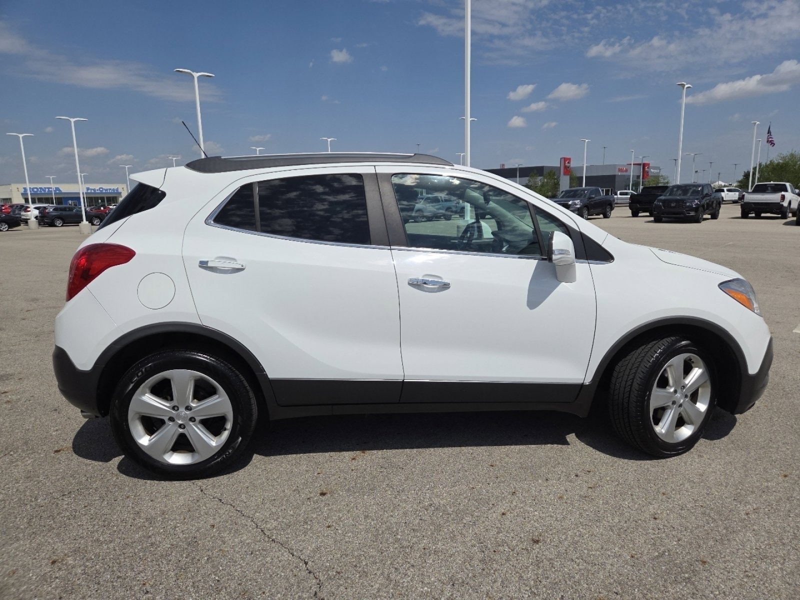 Used 2016 Buick Encore FWD image 15