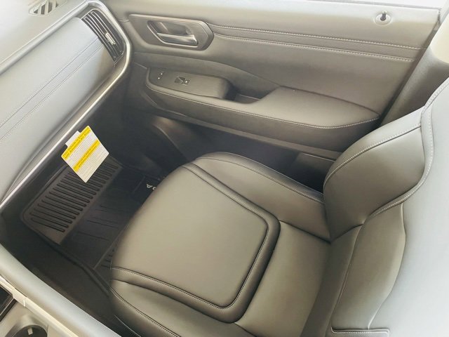 New 2026 Nissan Armada SV image 14