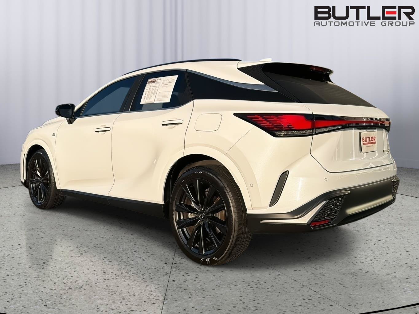 Used 2023 Lexus RX 350 F Sport w/ Cold Area Package AWD/4WD image 4