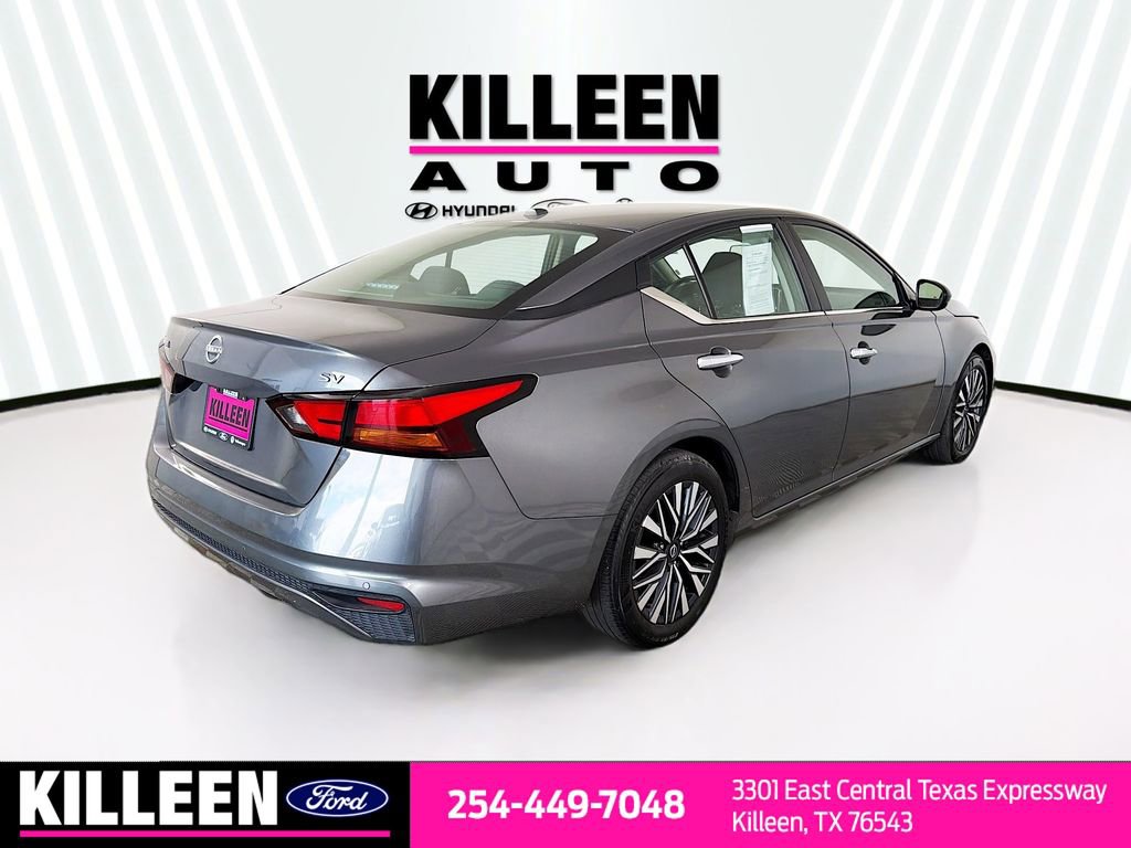 Used 2024 Nissan Altima 2.5 SV image 8