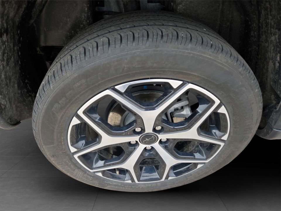 Used 2025 Jeep Compass Limited image 33