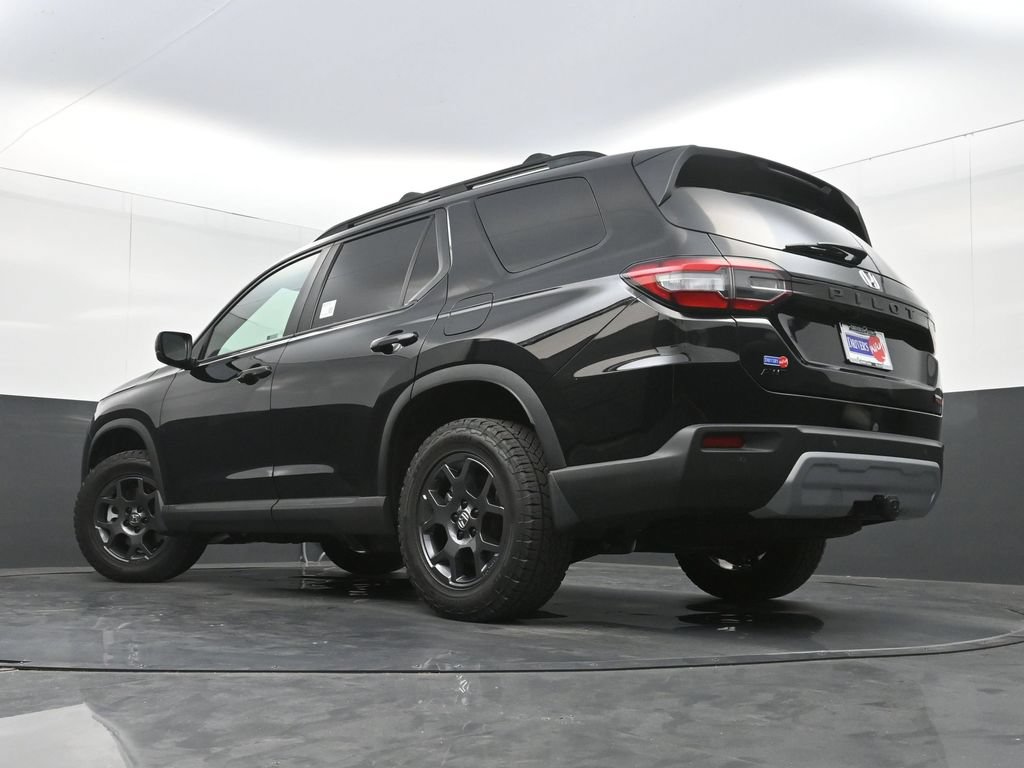 Used 2024 Honda Pilot TrailSport image 30