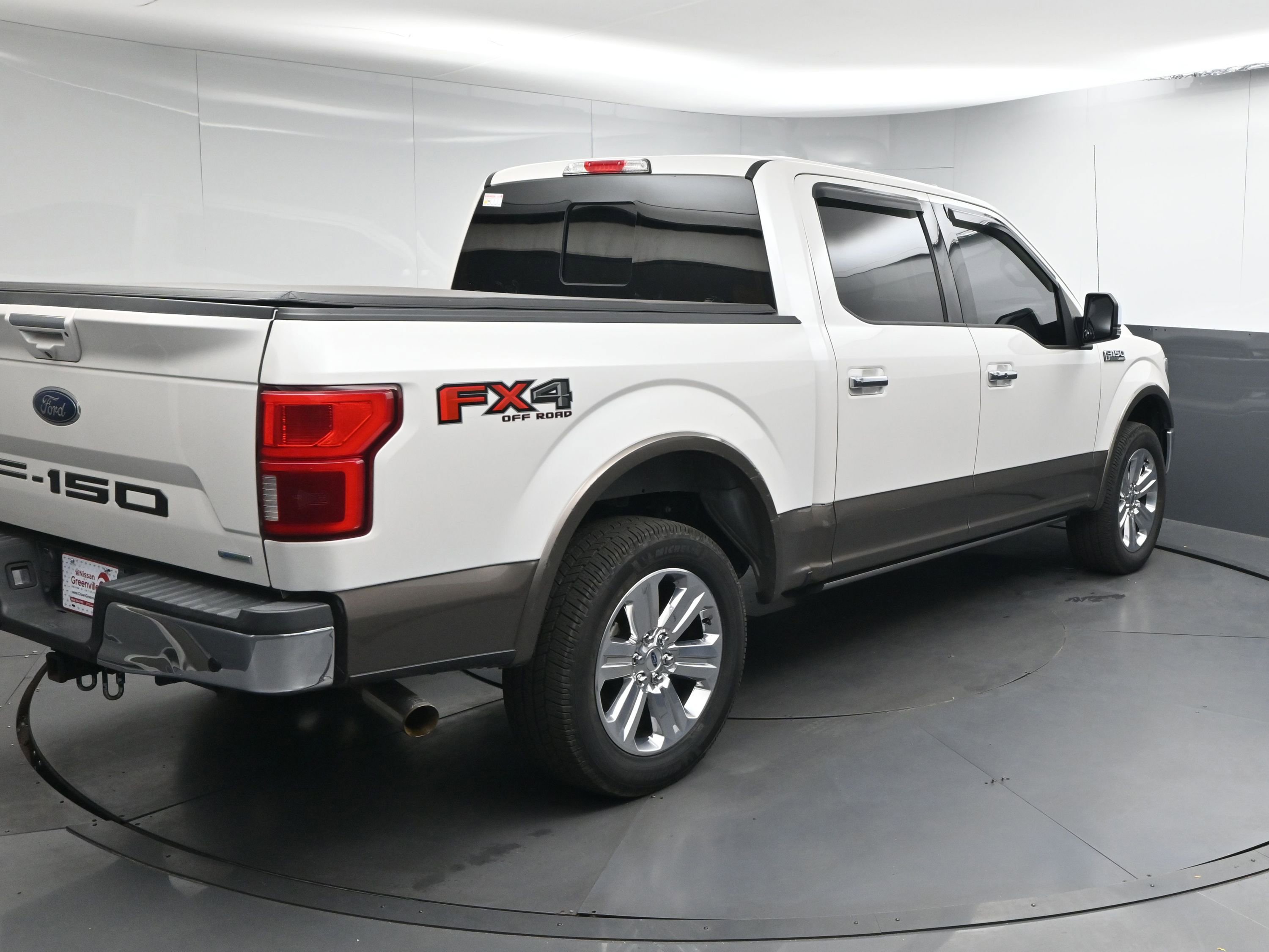 Used 2018 Ford F150 Lariat w/ Equipment Group 502A Luxury image 4