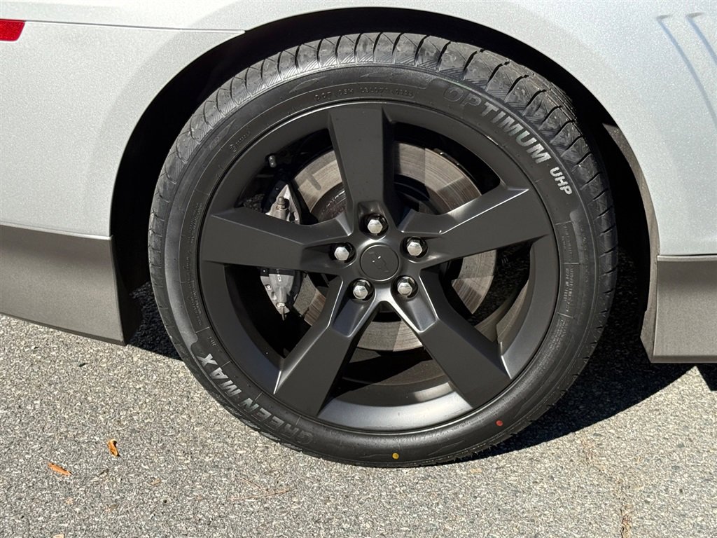 Used 2010 Chevrolet Camaro SS w/ LPO, Ground Effects Package image 35