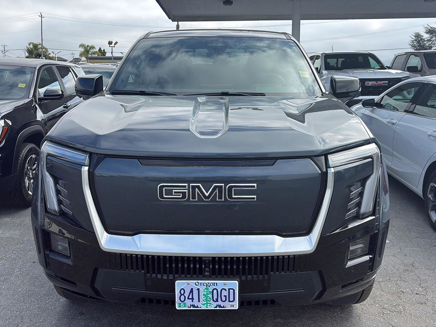 Used 2025 GMC Sierra EV Denali image 6