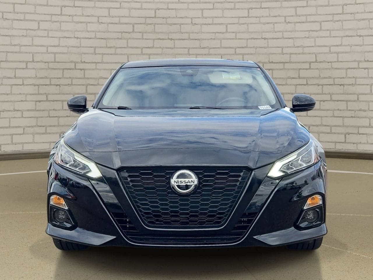 Certified 2022 Nissan Altima 2.5 SR w/ Midnight Edition Package FWD image 2