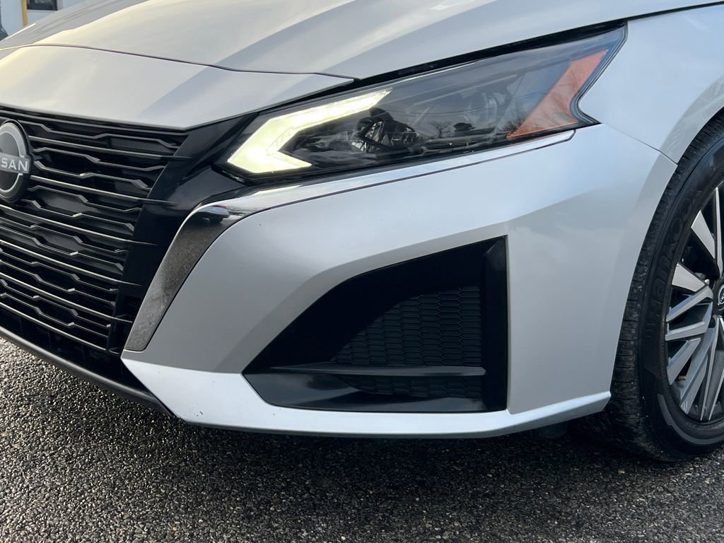 Used 2024 Nissan Altima 2.5 SV image 7