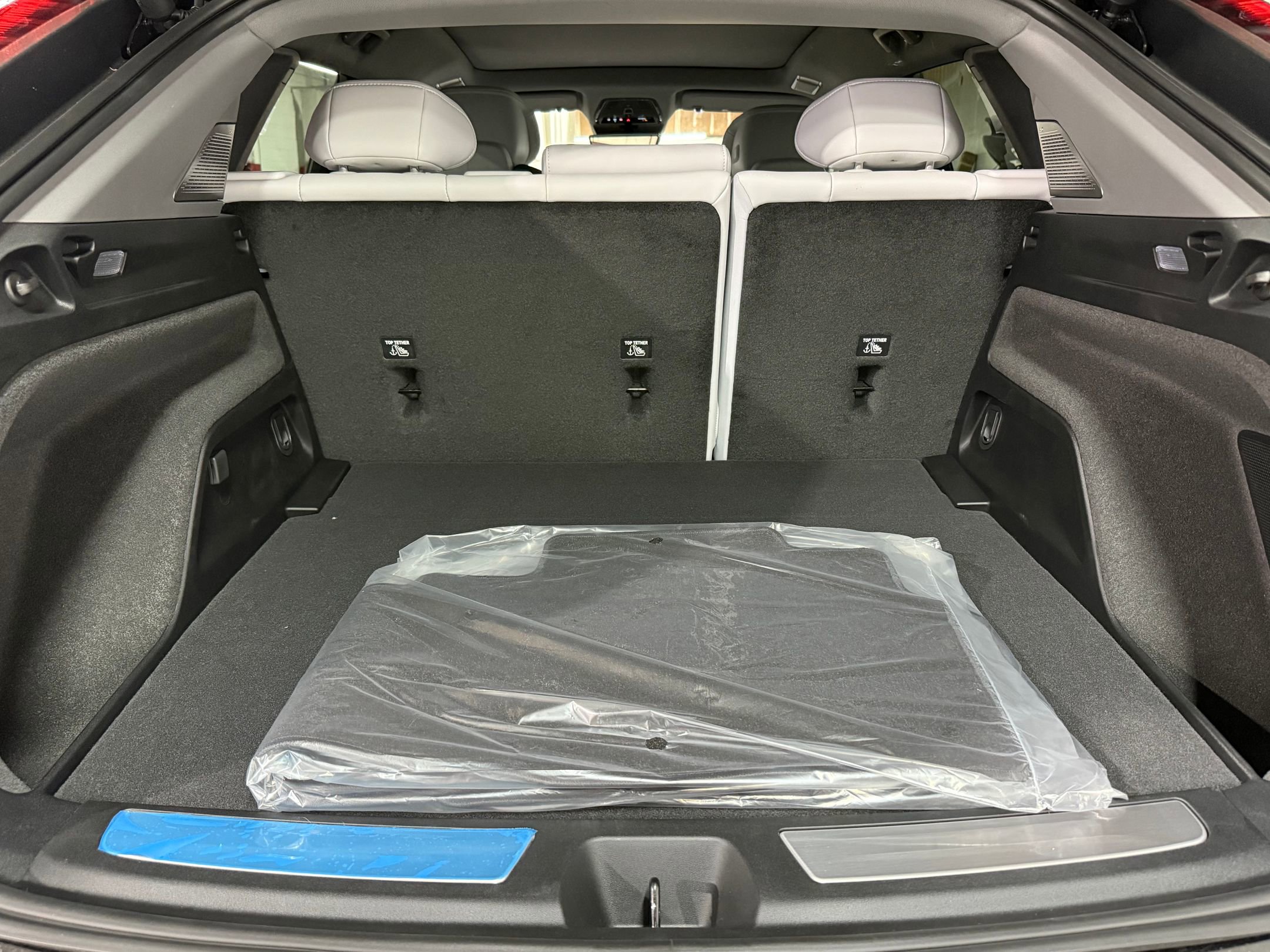 New 2026 Cadillac Optiq Sport 1 image 43