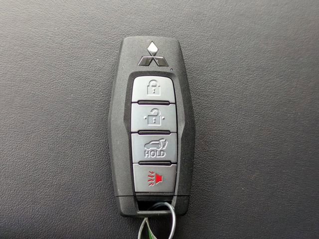 New 2026 Mitsubishi Outlander SE FWD image 33