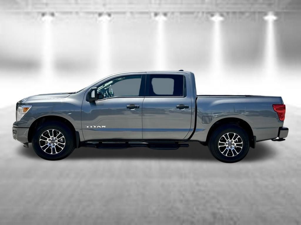 Certified 2024 Nissan Titan SV w/ SV Convenience Package RWD image 10