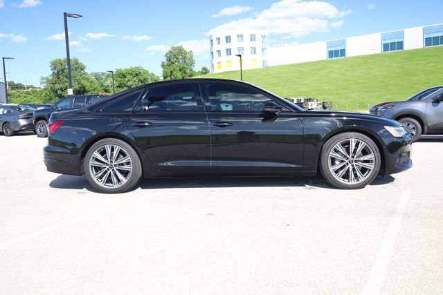 Used 2023 Audi A6 Premium Plus w/ Premium Plus Package AWD/4WD image 3
