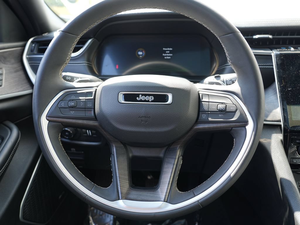 Used 2024 Jeep Grand Cherokee Limited 4xe AWD/4WD image 24