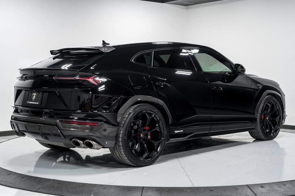 Used 2023 Lamborghini Urus Performante AWD/4WD image 3