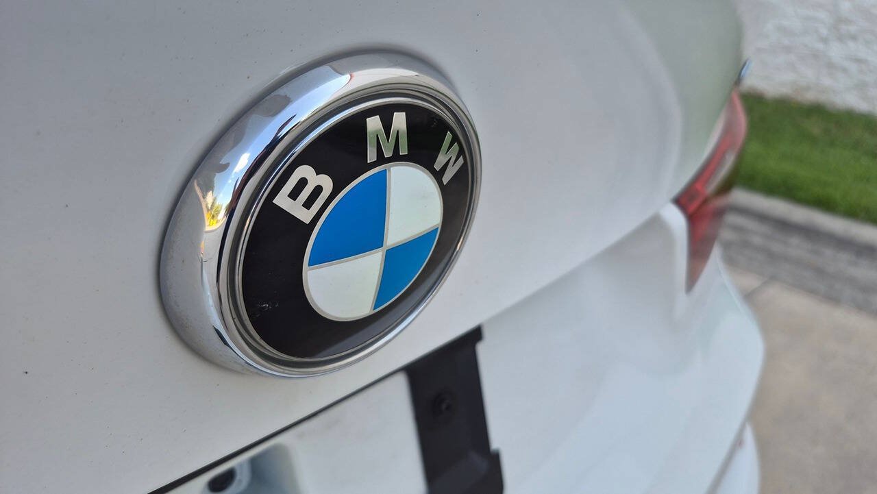 Used 2015 BMW 535i Gran Turismo xDrive AWD/4WD image 25