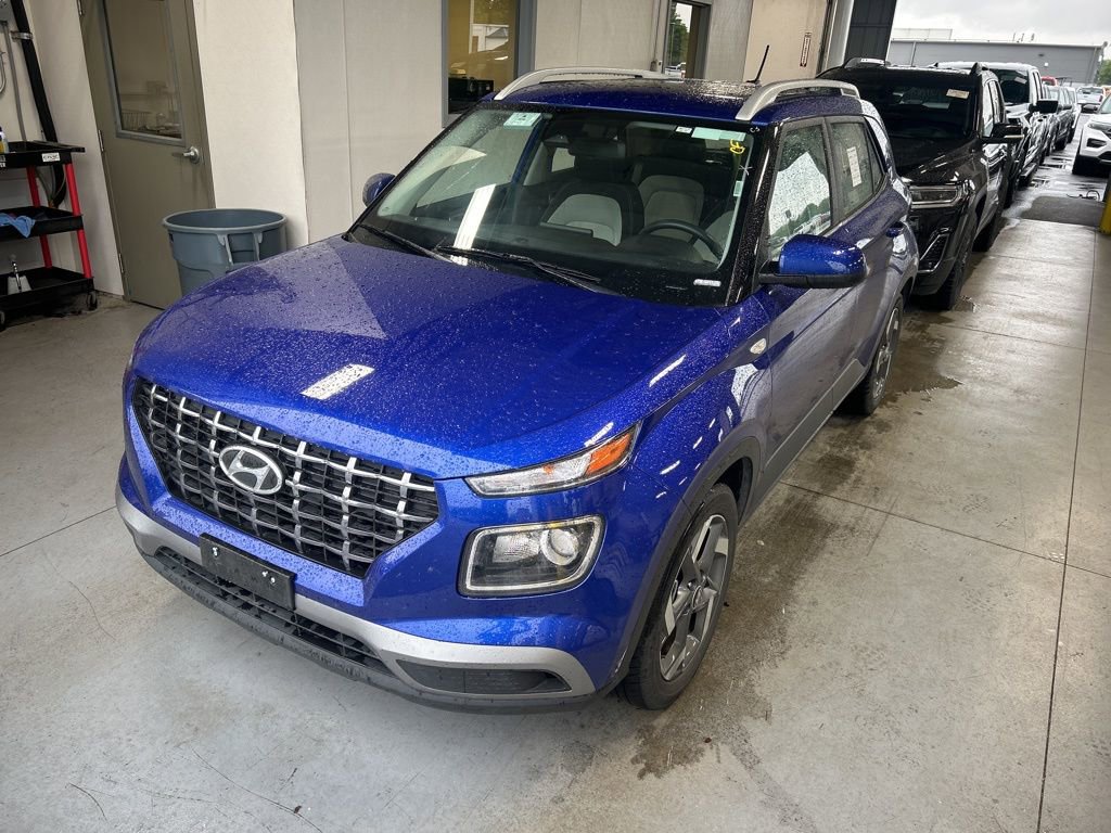 Certified 2025 Hyundai Venue SEL