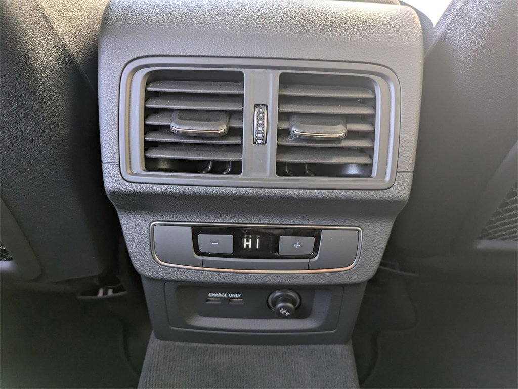 Used 2024 Audi Q5 2.0T Premium Plus w/ Premium Plus Package image 32
