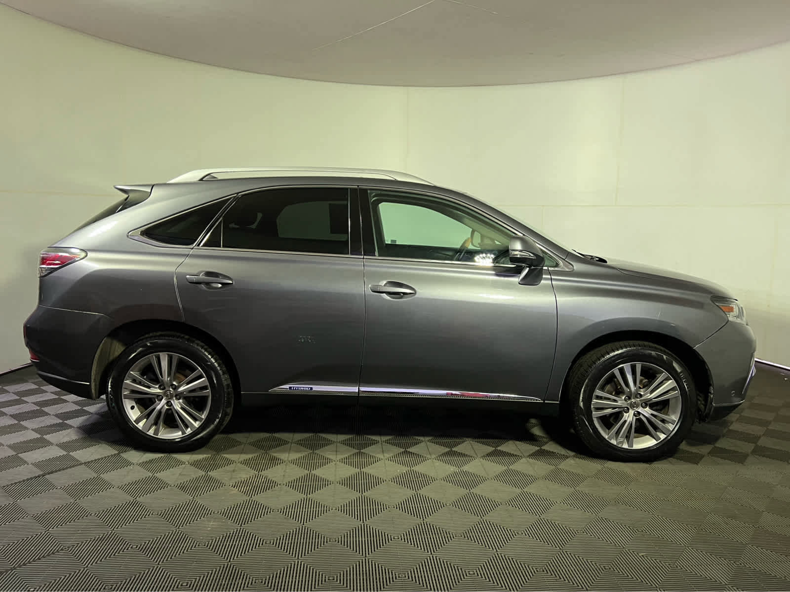 Used 2015 Lexus RX 450h AWD image 8