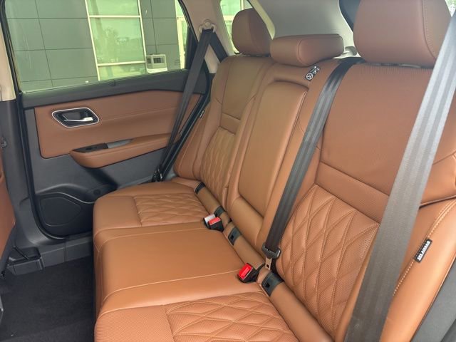 New 2026 Nissan Rogue Platinum AWD/4WD image 18