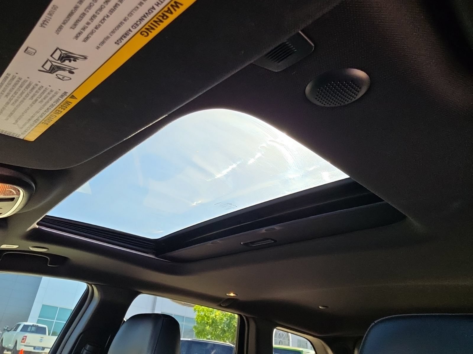 Used 2020 Jeep Grand Cherokee Altitude RWD image 15