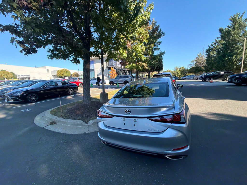 Certified 2023 Lexus ES 350 w/ Premium Package FWD image 12