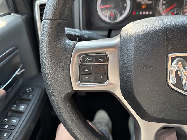 Used 2022 RAM 1500 Classic SLT image 23